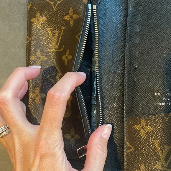 Louis Vuitton Monogram Brazza Long Wallet!! With Certificate of Authenticity - Picture 8 of 13